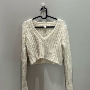 Urban outfitters cropped fuzzy sweater size small women